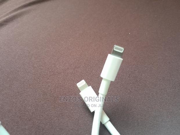 Apple Lightning To Usb 3 Adapter Original Fairly Used Clean · Photo 4