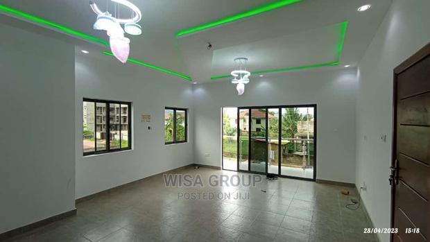 House for Sale · Photo 6