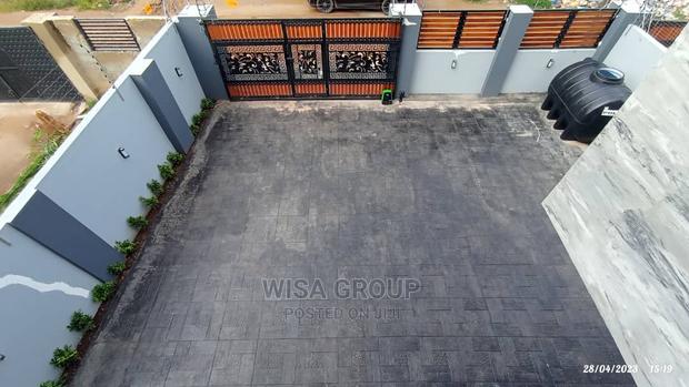 House for Sale · Photo 8