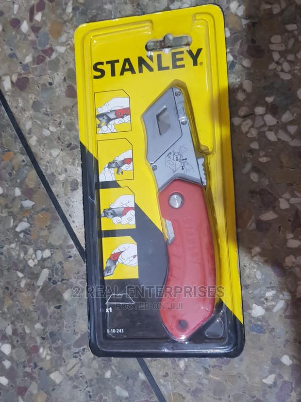 Stanley Knife Folding Red 010243 · Photo 1