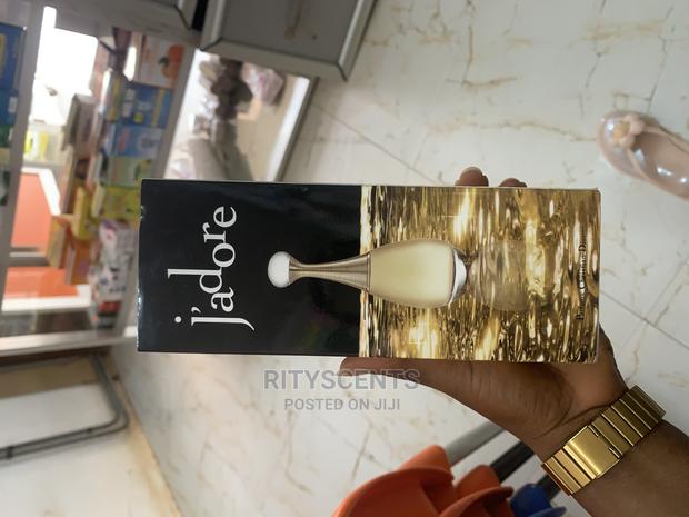 J’Adore Dior Perfume · Photo 2