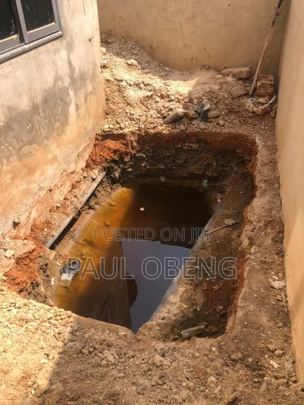 Biodigister, Soakaway, Manhole, Borehole Drilling · Photo 1