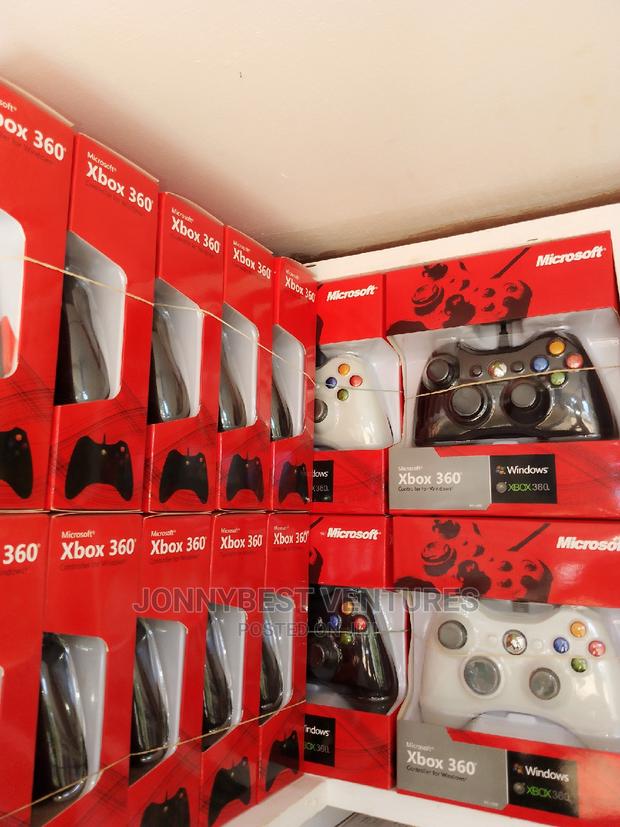 Brand New White Xbox 360 Game Pad · Photo 5