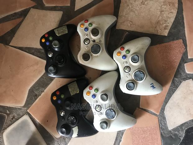 Xbox 360 Wireless Controllers,Home Use · Photo 2