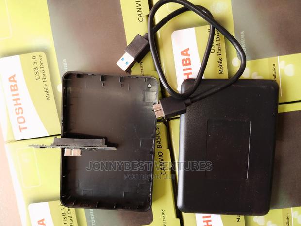 Toshiba 3.0 Hard Drive Case · Photo 5