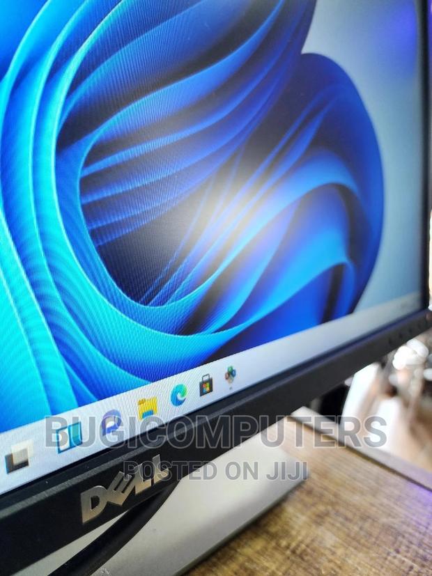 Dell 24-Inch Hdmi Widescreen Monitor · Photo 7