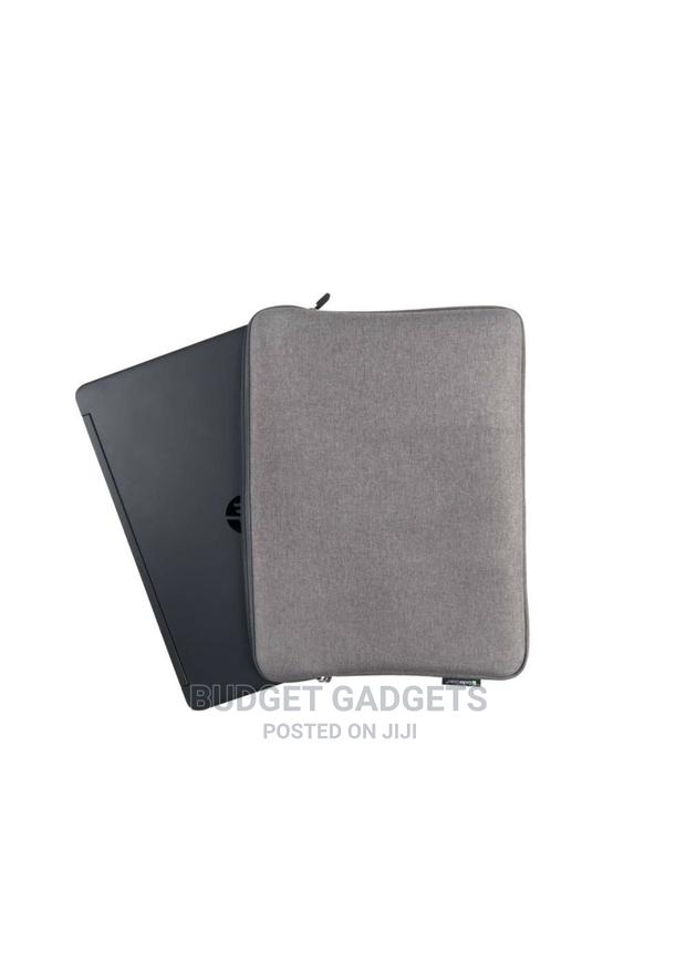Laptop/Tablet Sleeves 12”-16” · Photo 4