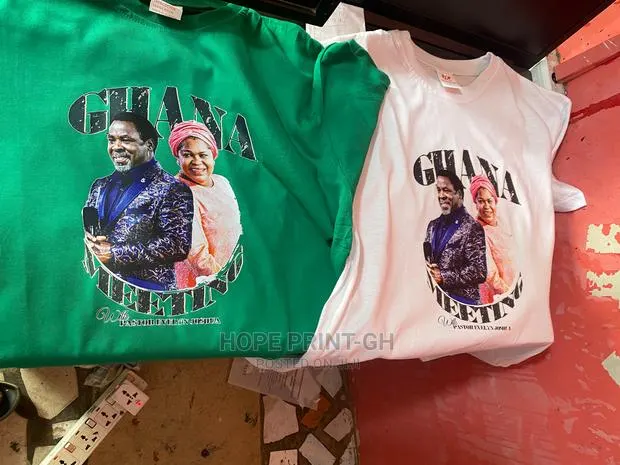 New Year Promo on T-Shirt Print · Photo 1