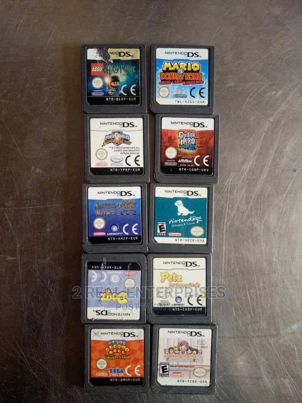 Nintendo DS Catridges · Photo 4