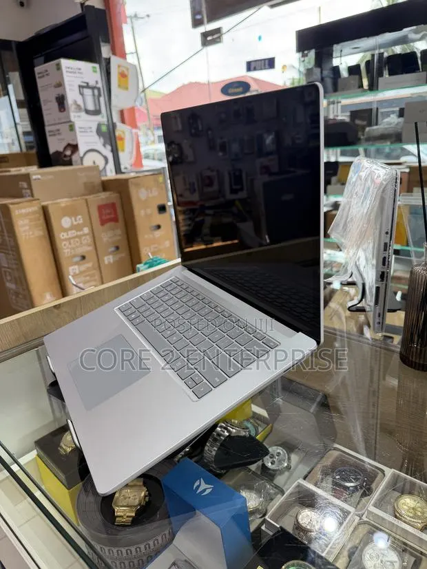 Laptop Microsoft Surface Laptop 3 16GB Intel Core i7 SSD 512GB · Photo 1