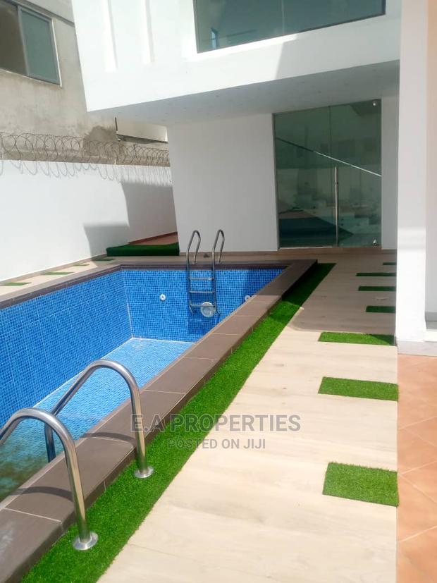 4bdrm House in E a Properties, a C Mall Area for Sale · Photo 3