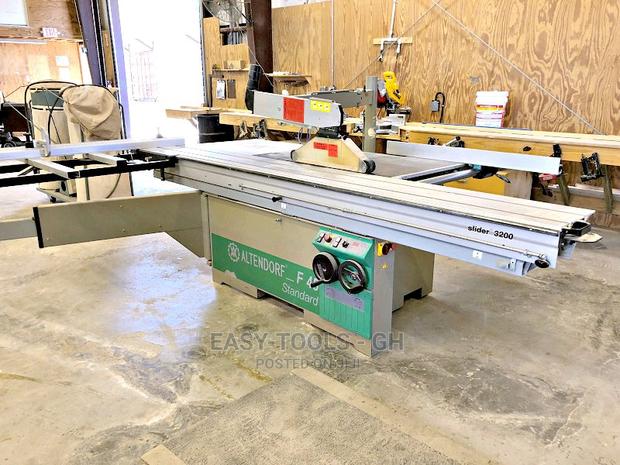 Industrial Sliding Large Tablesaw · Photo 1