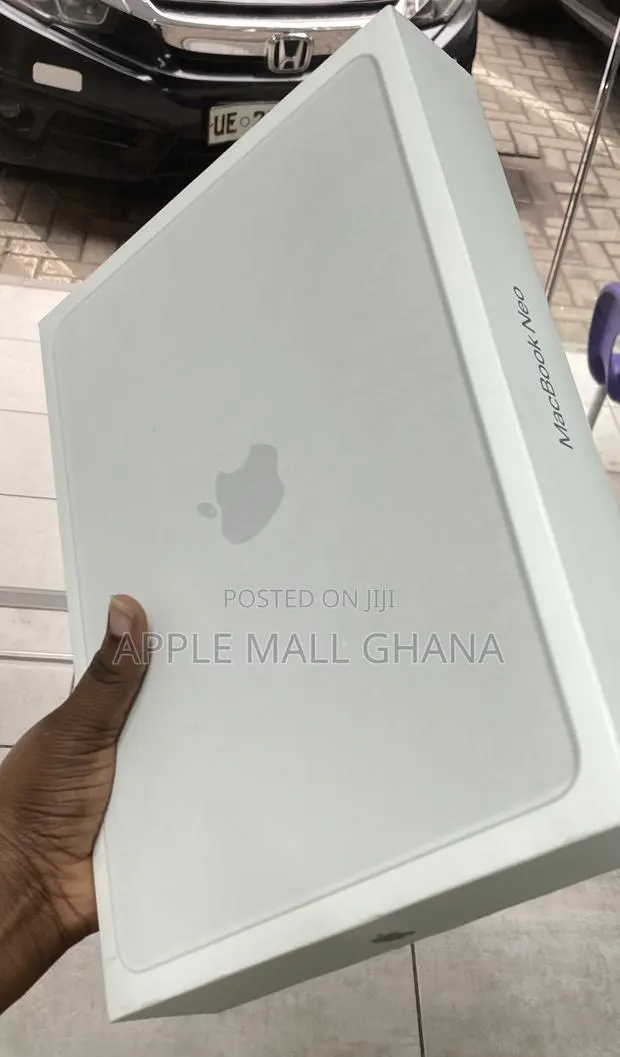 New Laptop Apple MacBook Neo 2026 8GB SSD 512GB · Photo 1