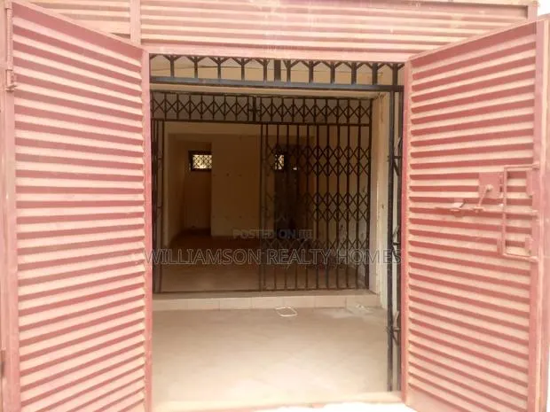 Business Spacious Shop/Store/Office Space for Rent · Photo 1
