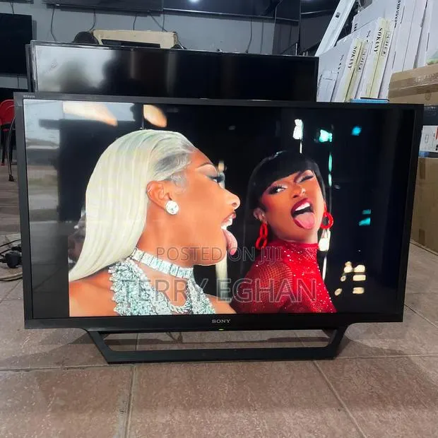 Sony “32” Inches Bravia Tv · Photo 1