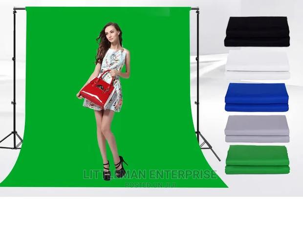Backdrop Cloth Camera 9ft by 9ft · Photo 1