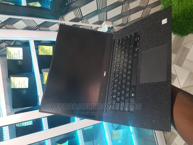 New Laptop Dell XPS 15 9560 16GB Intel Core I5 HDD+SSD 512GB · Photo 5