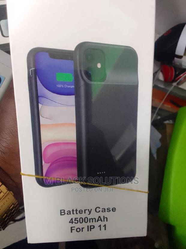 iPhone 11 Battery Case · Photo 1