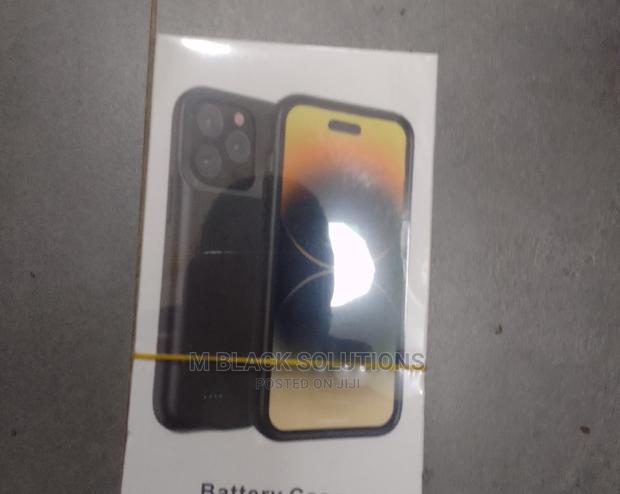 iPhone 14 Pro Battery Case · Photo 1
