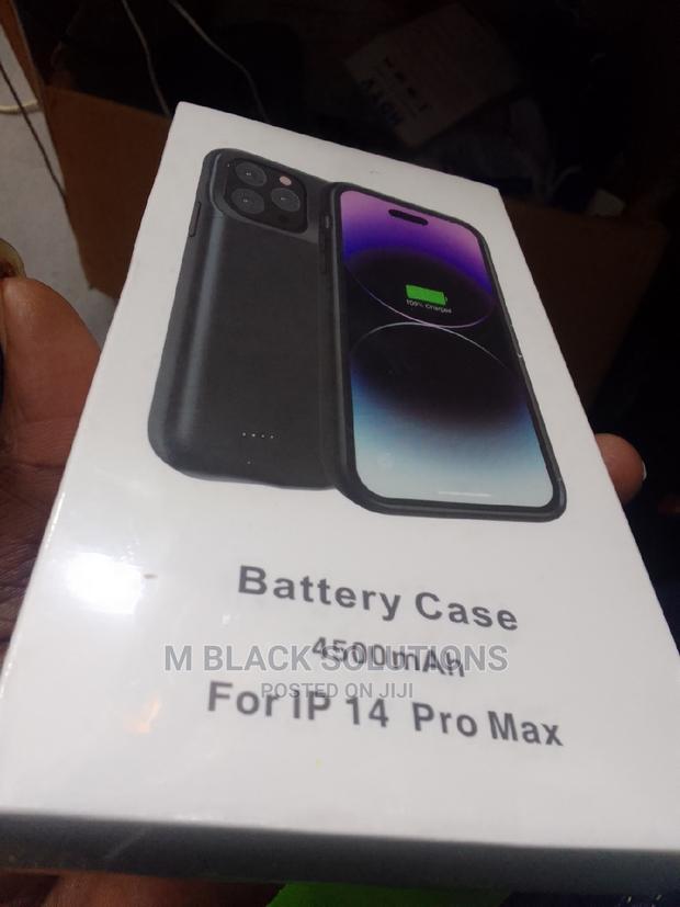 iPhone 14 Pro Max Battery Case · Photo 1