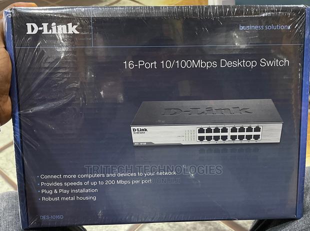 D-Link 16-Port 10/100mbps Desktop Switch · Photo 1