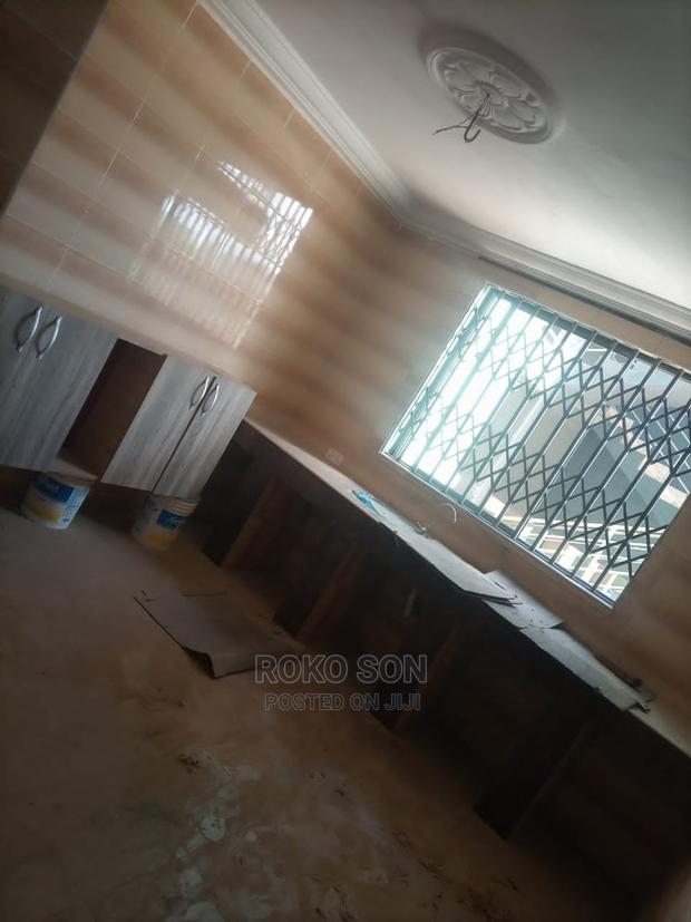 2bdrm Apartment in Dr Roko, Pokuase for rent · Photo 2