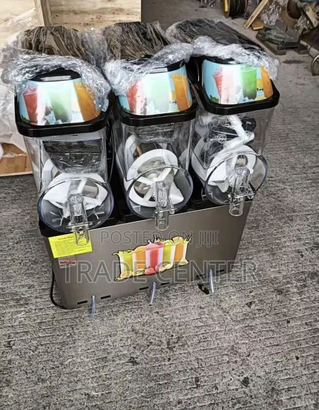 3 in 1 Tanks Slush Machine · Photo 1