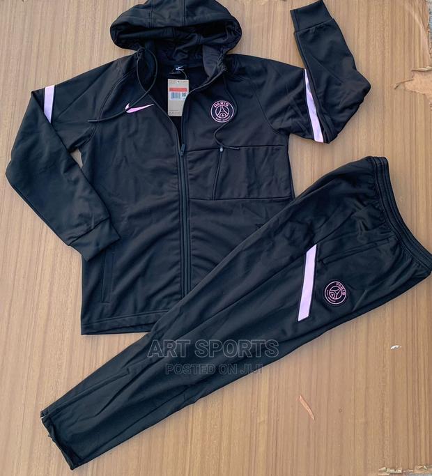 Tottenham Spurs Tracksuit · Photo 2