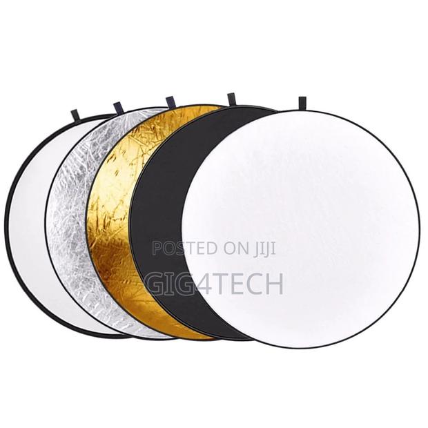 5 in 1 Reflector ( 5 Colors ) · Photo 1