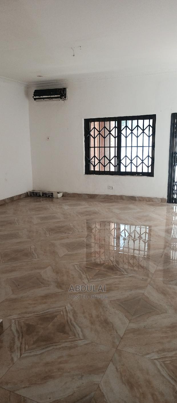 3bdrm House in Dome Pillar 2 3 for rent · Photo 1