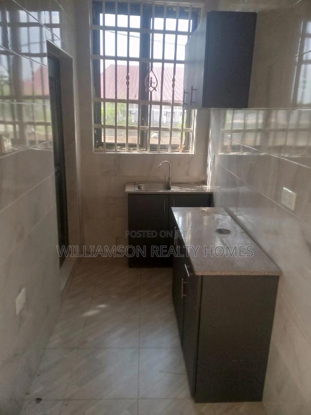 1bdrm Apartment in Community 18, Spintex for rent · Photo 4