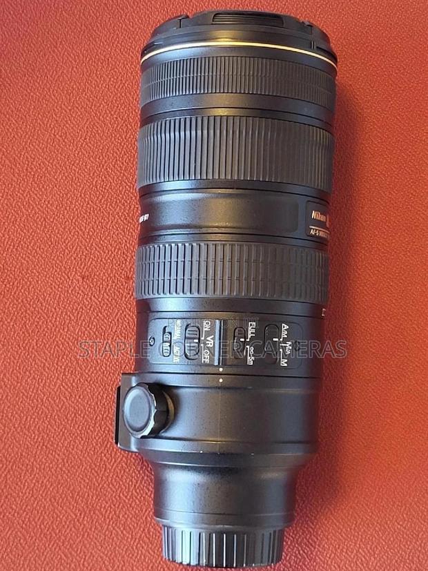 Nikon Af-S Nikkor 70-200mm F2.8G Ed Ii VR Lens · Photo 2