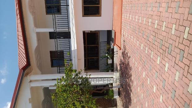 Furnished 2bdrm Apartment in Tesano for rent · Photo 3
