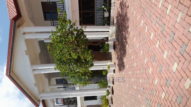 Furnished 2bdrm Apartment in Tesano for rent · Photo 4