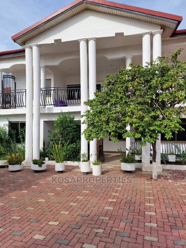 Furnished 2bdrm Apartment in Tesano for rent · Photo 1