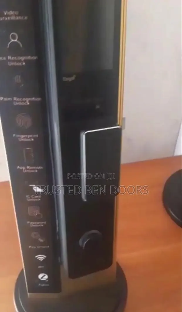 Tuya App Wifi Biometric Smart Lock With Face Unlock · Photo 1