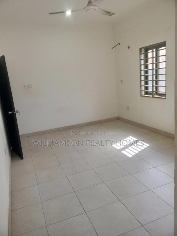 2bdrm Apartment in Community 20 Estate, Spintex for rent · Photo 5