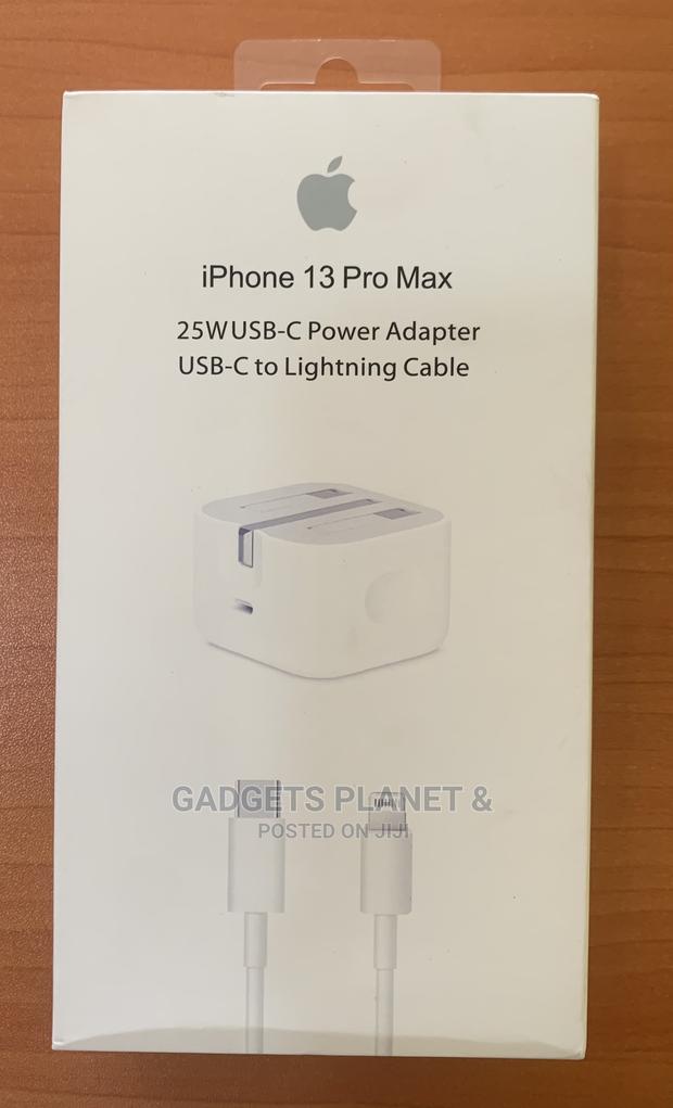 Apple iPhone USB C to Lightening Complete Charger - 25W · Photo 1