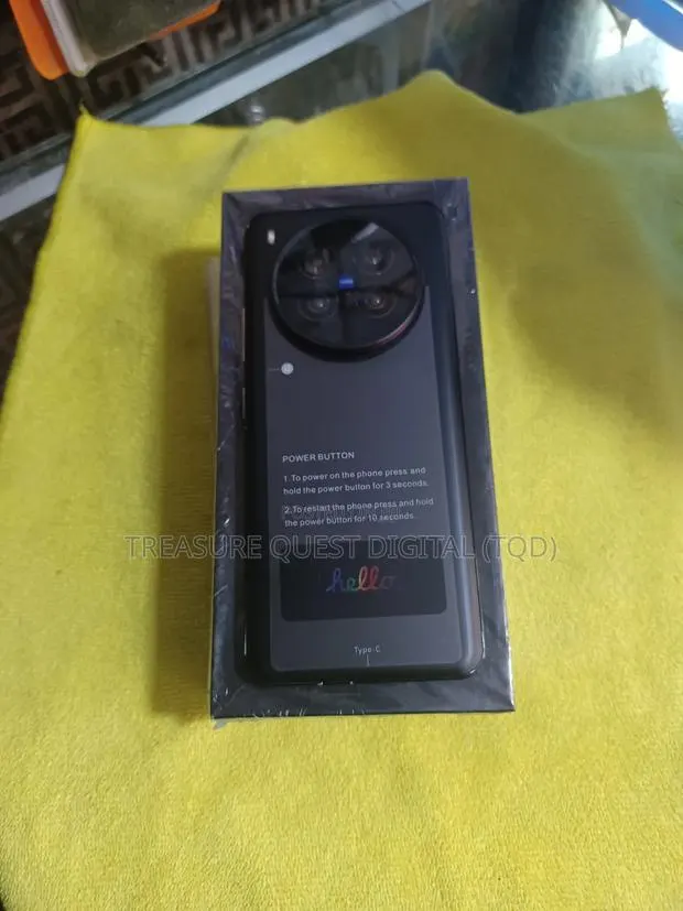 New Vivo X200 Ultra 256 GB Black · Photo 1