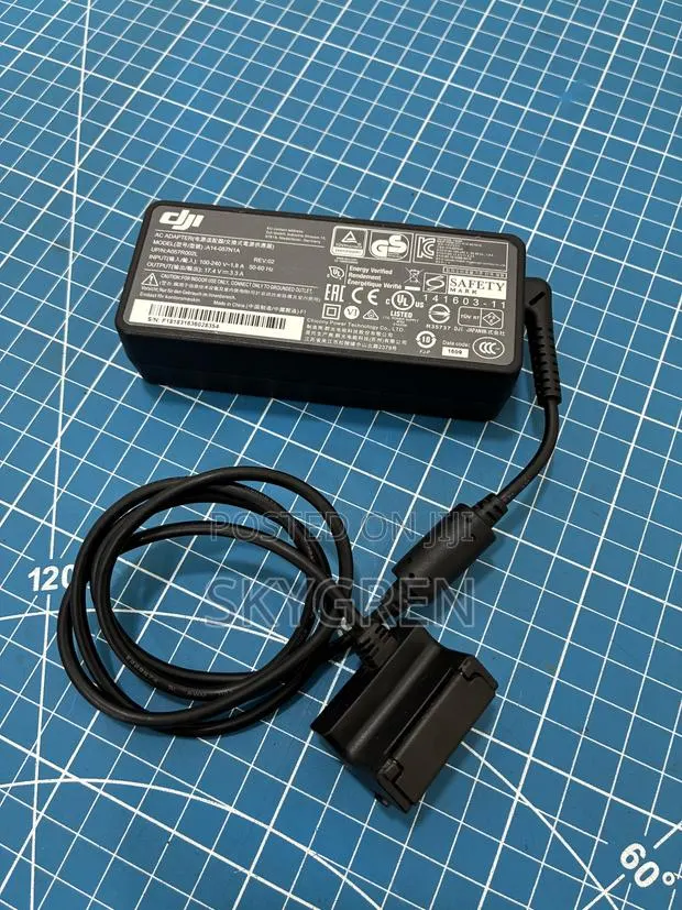 Dji Phantom 3 Drone Battery Charger · Photo 1