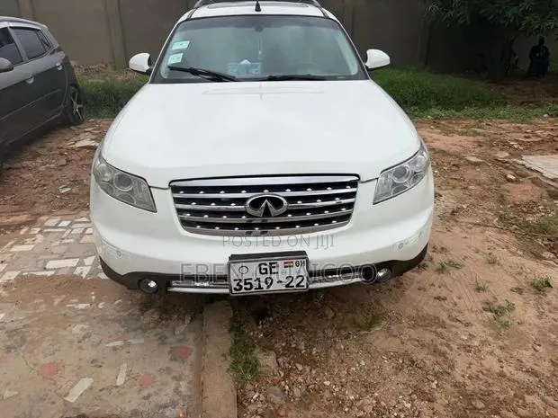 Infiniti FX35 2006 White