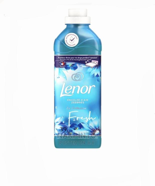 Lenor Fabric Softener Sea Breeze and Gold Orchid. 39 Washes · Photo 1