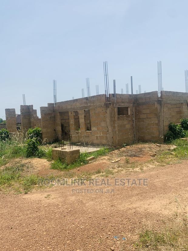 Five Bedroom Mansion, Sunyani Municipal For Sale · Photo 2