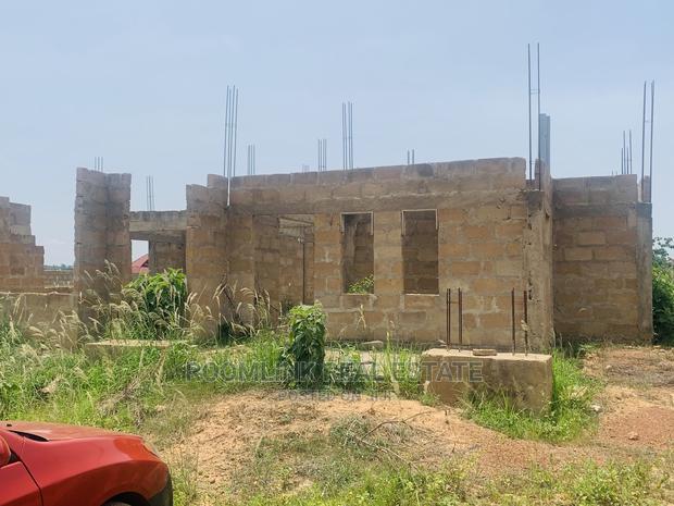 Five Bedroom Mansion, Sunyani Municipal For Sale · Photo 5