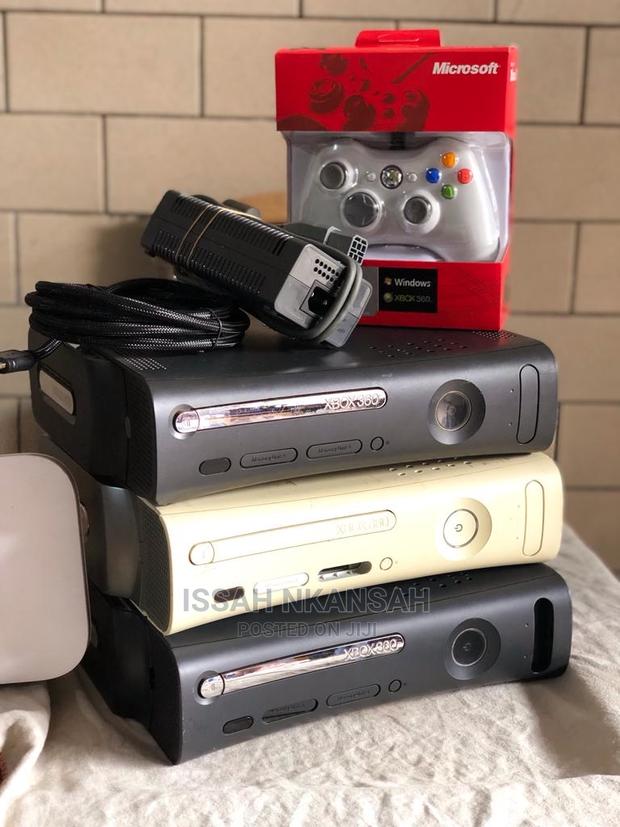 Xbox 360 Console · Photo 1