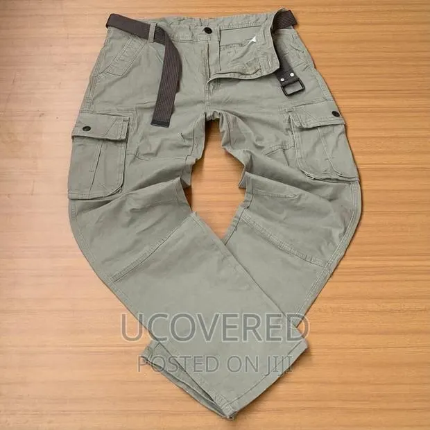 High Quality Cargo Pants · Photo 1