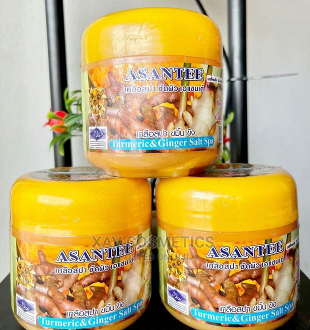 Asantee Turmeric and Ginger Salt Body · Photo 1