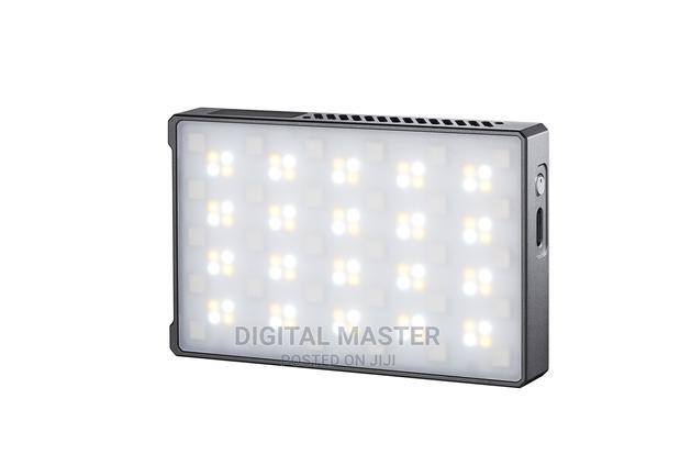 Godox C5R Knowled RGB Creative LED Light · Photo 2