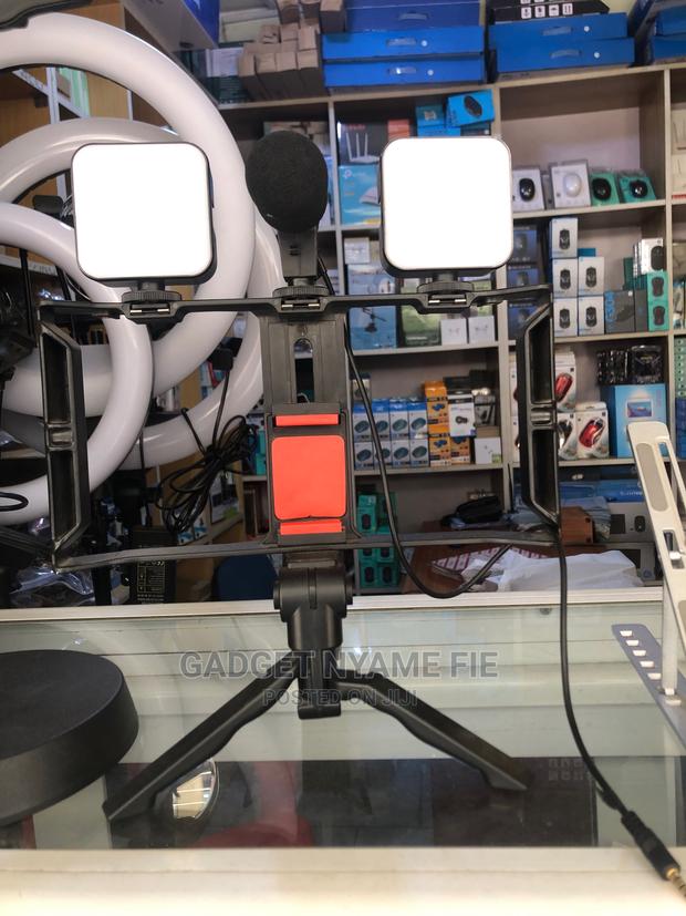 Professional Live Streaming Set(2 Lights,Mic,Phone Holder) · Photo 2