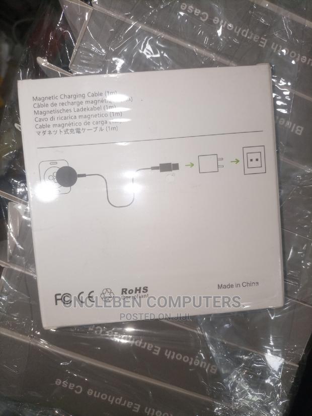 Apple Watch Charger · Photo 4